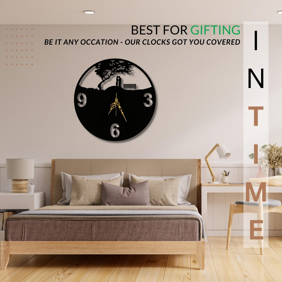 💑 Love Under the Tree Clock