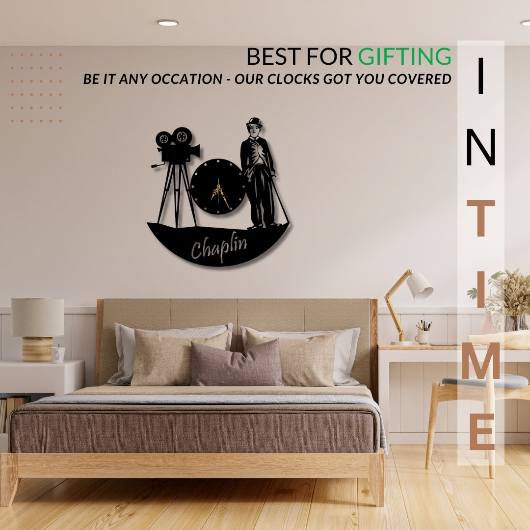 🎬 Ready to Add a Touch of Classic Cinema to Your Wall? 🎩