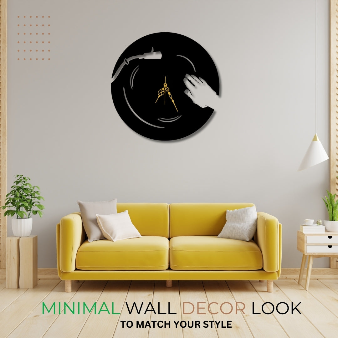 🎧 DJ Spin Wall Clock